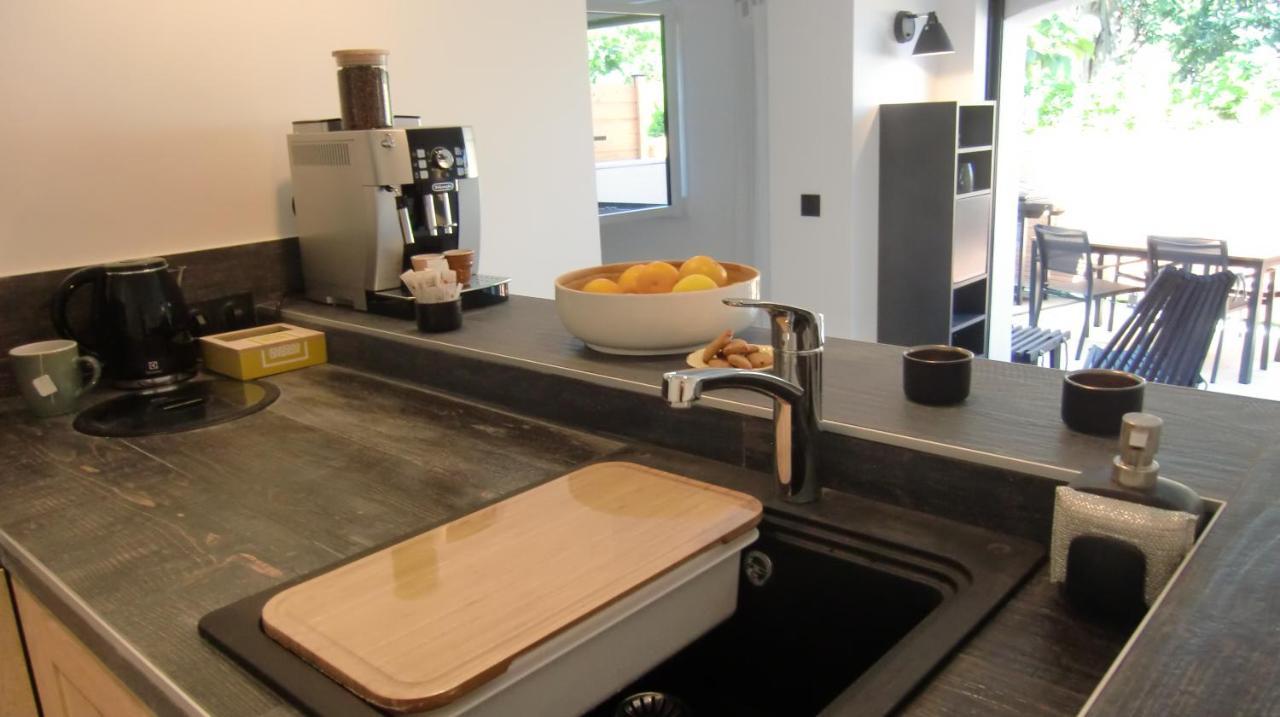 Casa Louise Suites And Spas Privatifs Σαιντ-Μαξίμ Εξωτερικό φωτογραφία